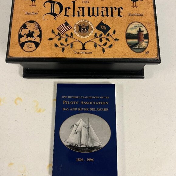 Delaware Keepsake Box & Delaware 100 Year Bay & River Book (1896 - 1996) - Picture 2 of 4